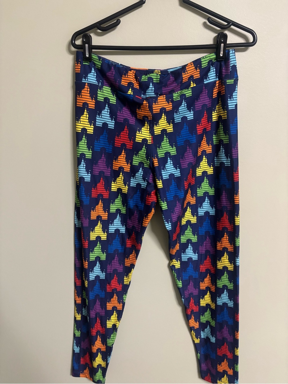 Disney Parks Rainbow Castle Pride Leggings Size Large New All Over Print